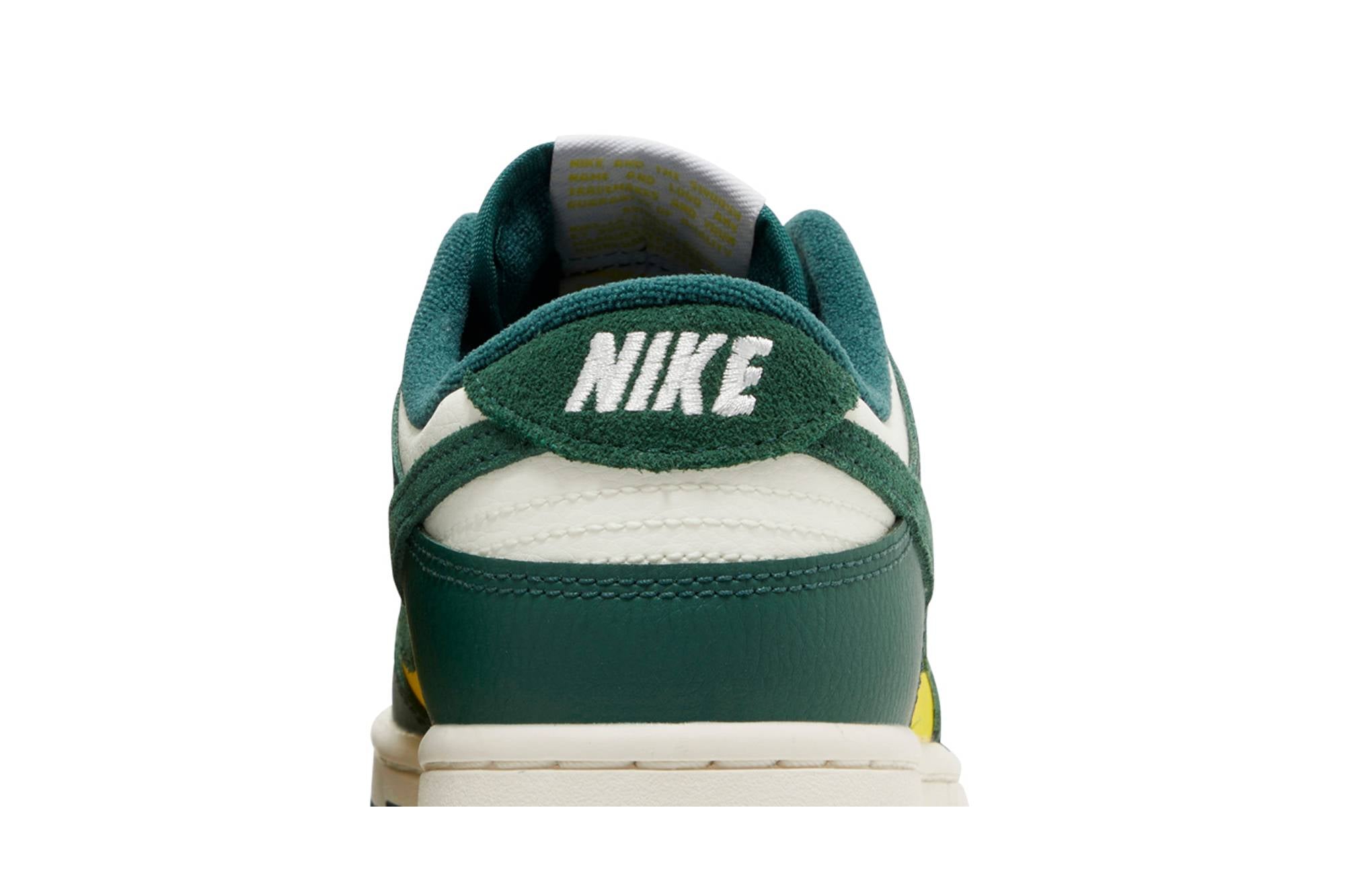 NIKE DUNK LOW ‘NOBLE GREEN’