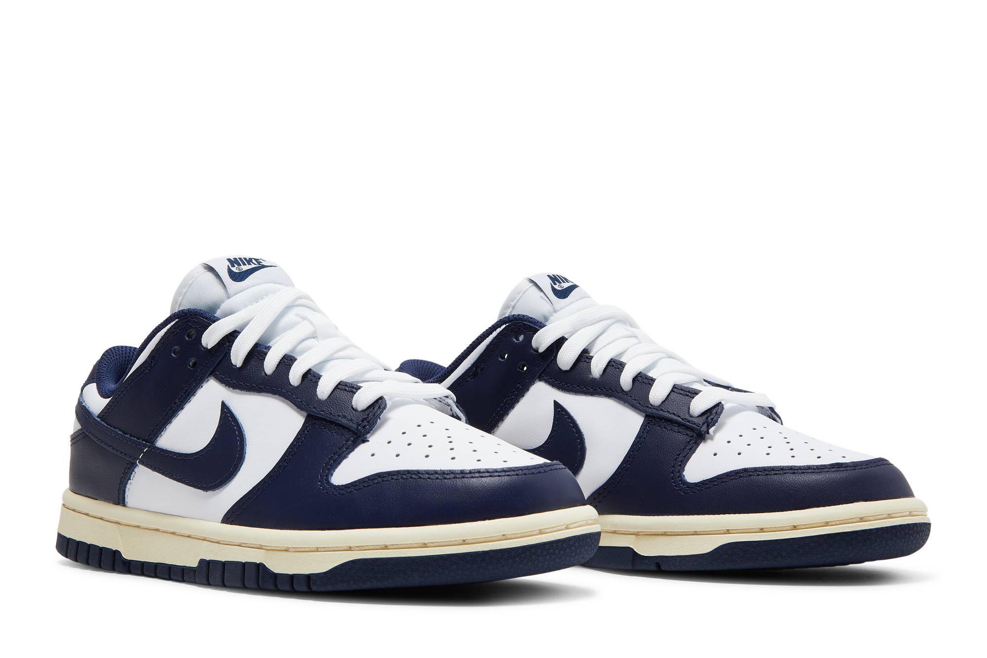 Nike Dunk Low ‘Vintage Navy’